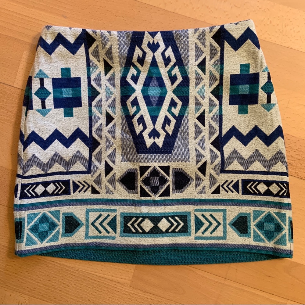 H&M Blue Patterned Mini Skirt